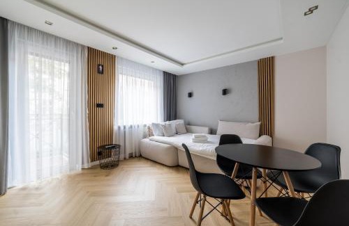Wilda Apartment | Modern Harmony Apartment by BookingHost