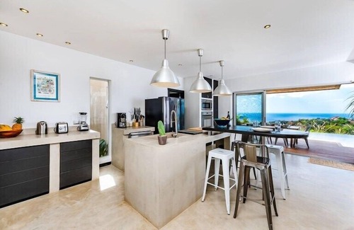 Potrero Villa | Modern Hilltop Villa with Relaxing Pool Deck, Infinity Pool & Patio with Spectac
