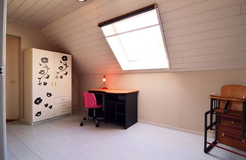 Zijtaart House | Modern Holiday Home in Veghel with Private Garden