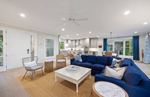 Johns Island House | Modern Home in Vanderhorst- POPULAR Area with Community Pool Access!