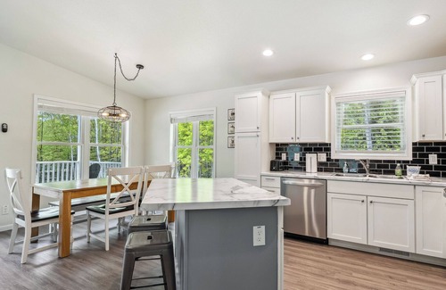 Fish Creek Cabin | Modern home on Private wooded lot in Fish Creek!
