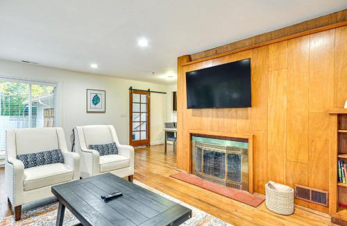 West Slope House | Modern Home with Spacious Yard in Beaverton!