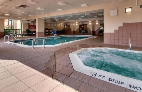 Bowling Green House | Modern & Homey Rm for Relaxing Stay! Free WiFi