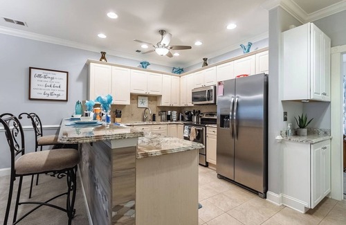 Central Myrtle Beach Apartment | Modern lake life on the first floor