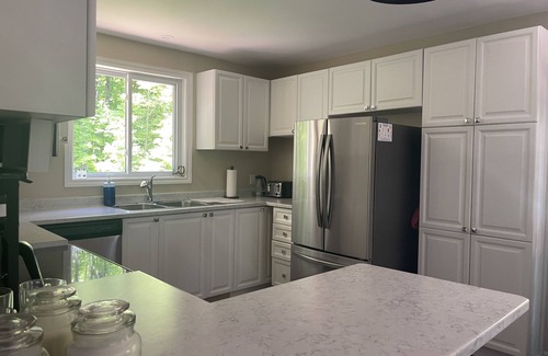 North Frontenac Cottage | Modern Lakefront Nature Retreat - 4-acres/Private Waterfront/Canoe/Kayaks