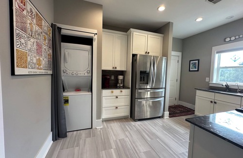 Moncks Corner Apartment | Modern Lakeview Studio/Peaceful Executive Retreat near Charleston, SC