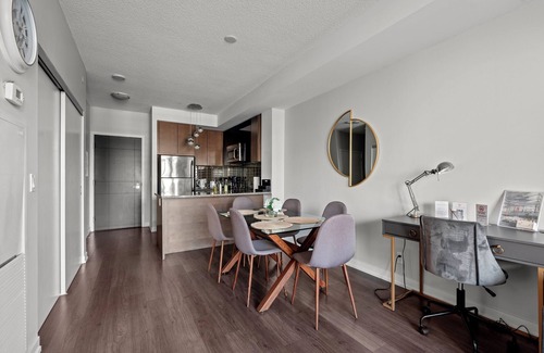 Yonge-Eglinton Apartment | Modern Lillian Street Condos Midtown Toronto