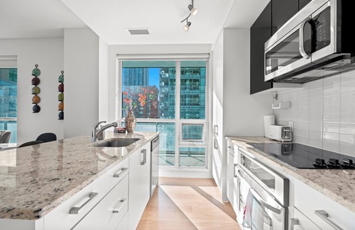 Yonge-Eglinton Apartment | Modern Lillian Street Condos Midtown Toronto