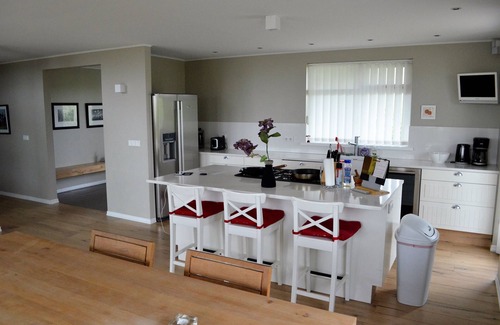 Selfoss House | Modern luxury house in the heart of the Golden Circle. Hot tub and sauna.