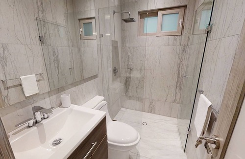 Miguel Hidalgo Apartment | Modern Luxurious Suite near Reforma