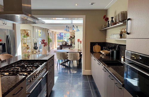 Bergen House | Modern, luxurious apartment with large roof terrace. In the heart of Bergen!
