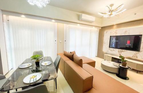 Tambo Apartment | Modern Luxury 5BR Sunset View beside Okada Manila