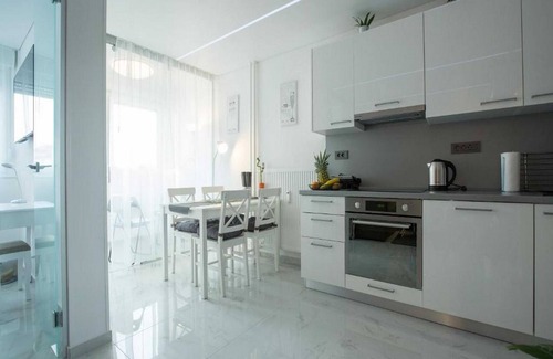 Velika Gorica Apartment | Modern & Luxury APT Zagreb Airport W/Free Wifi