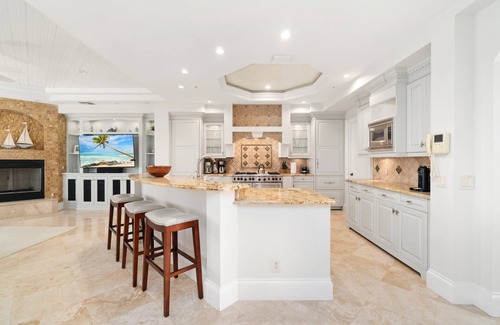 Bonita Springs House | Modern, Luxury Beach House w/Pool & Hot Tub on Bonita Beach