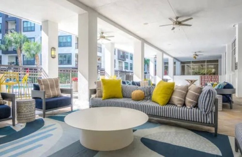Houston Apartment | Modern Luxury Downtown Houston Condo -Stylish Stay in the Heart of the City