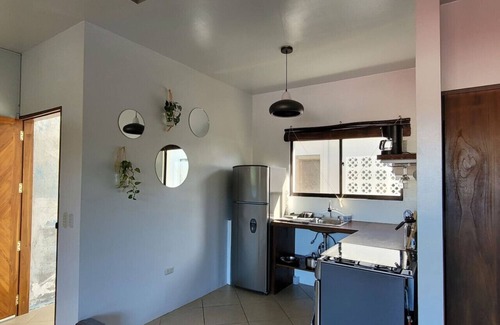 Las Pampas Apartment | Modern Luxury- In town, Peaceful and Quiet with AC and Hot Water