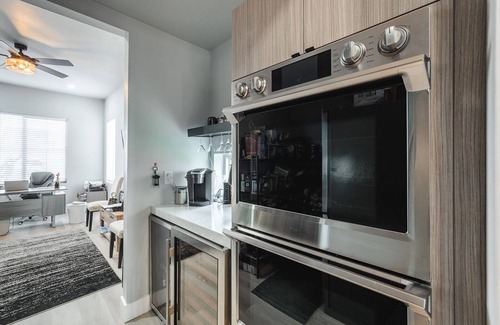 Arizona Skyline Community House | Modern Luxury! Only 10 min. to AZ Athletic Grounds & A+ Dining/Shopping!