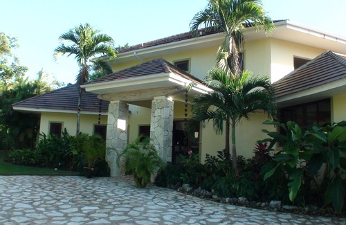 Cabarete Villa | Modern luxury villa in Sea Horse Ranch