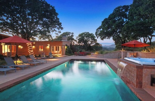 Glen Ellen House | Modern Luxury with Vineyard View, Pool & Spa