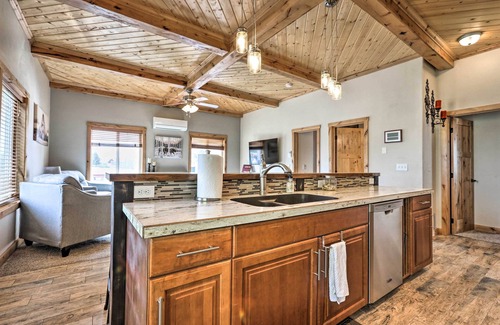 Ashton Apartment | Modern Main Street Apt - Near Outdoor Recreation!