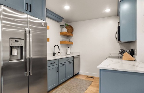 Moab Apartment | Modern Mesa