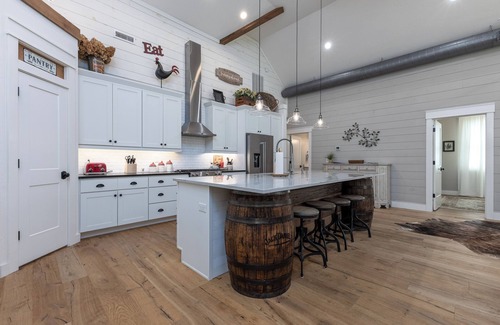 Cashiers Other | Modern Mountain Farmhouse in the heart of Cashiers