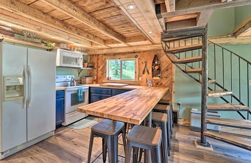 Columbine Lake Cabin | Modern Mtn Cabin ~ 1 Mi to Purgatory Ski Resort!
