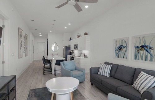 Gulf Place Condo | Modern + New Construction & Gulf Views; 3 Pools & Steps to Beach
