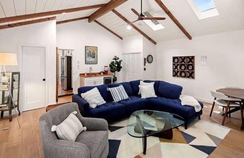 Mira Monte House | Modern Ojai Farmhouse: 3-BR Haven with Pool, Mountain Views & Beach Access!