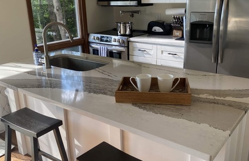 Lake George House | Modern open concept house w/Lake George views, private beach- 5 mins to village