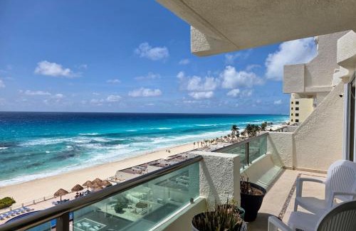 Zona Hotelera Apartment | Modern penthouse, beautiful ocean view, Cancun