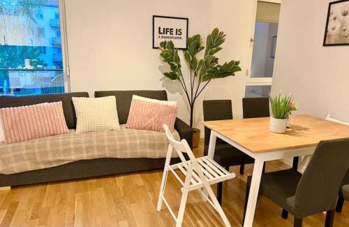 Wiener Neudorf Apartment | Modern Premium Apartment mit Balkon