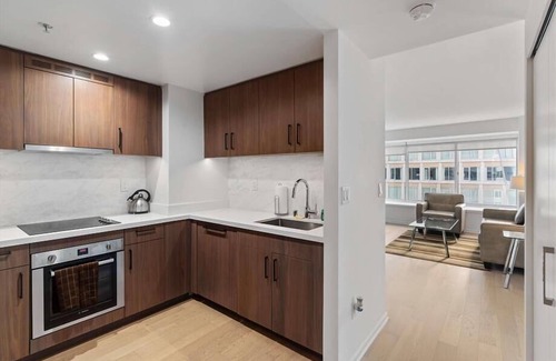 Union Square Apartment | Modern Private 1BR Apt. | SOMA San Francisco CA | + Amenities