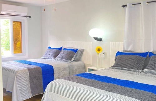 Isla de Utila Cabin | Modern Room in the Bay Island Utila w/AC