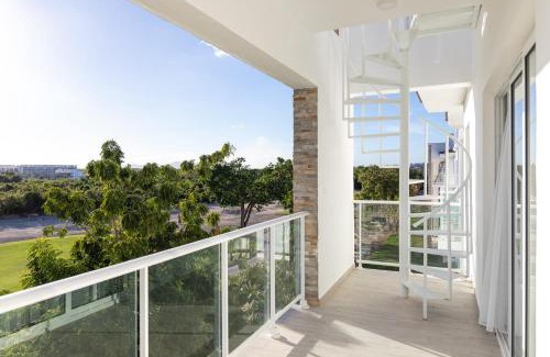 Bavaro Apartment | Modern & relaxing penthouse Lake and Golf View