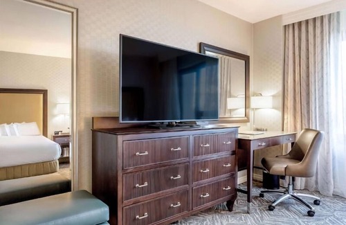 Dupont Circle Hotel | Modern Retreat in Historic D.C.! Swimming Pool, Pets Allowed!