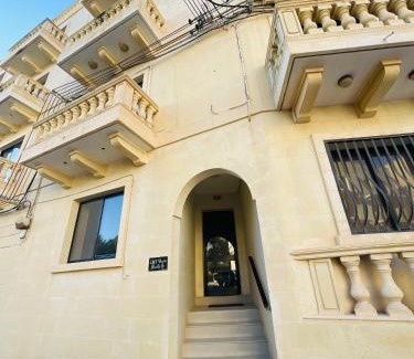 Xlendi Apartment | Modern SeaView Xlendi Apartment