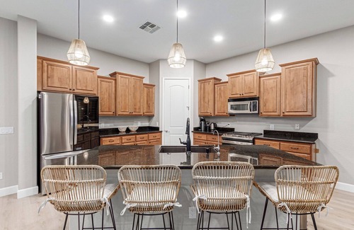 South Mountain House | Modern South Mountain Heated Pool Trails Fire Pit