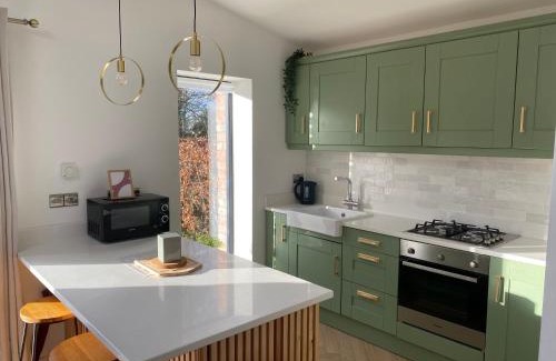 Black Bull Apartment | Modern space 20 minutes from Dublin Airport