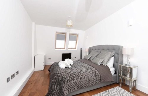 Latchmere Apartment | Modern & Spacious 2 Bed Apartment at Clapham Junction