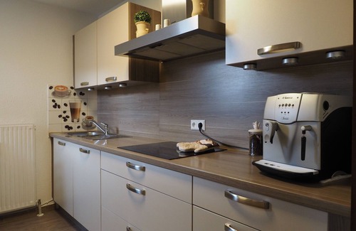 Obersulm Apartment | Modern, spacious 2 room apartment, close to Audi, Lidl, Bosch, Kaufland