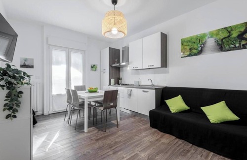 Central Station Apartment | Modern & Spacious 3-Bedroom Apartment Near Milan Central Station