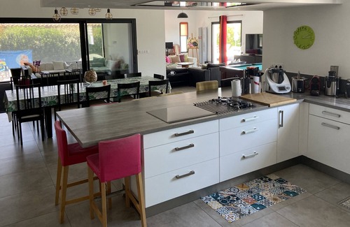 Villevieille Villa | Modern, spacious, air-conditioned villa with swimming pool and playground, near Sommières