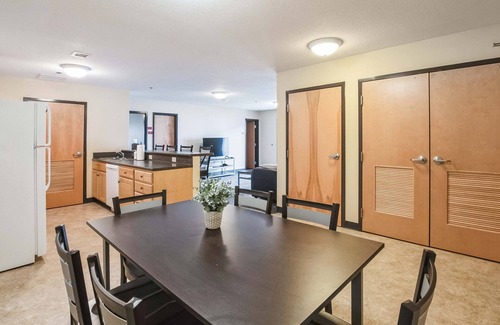 Ontario Apartment | Modern & Spacious Retreat with Balcony & Amenities