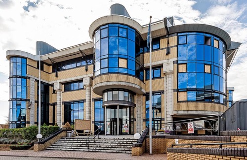 London Borough of Hounslow Apartment | Modern Standard 1 bed in Brentford