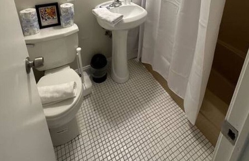 Prudential - St. Botolph Apartment | Modern studio apartment!