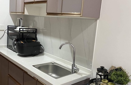 Baguio Condo | Modern Studio Flat with balcony in the heart of Baguio City