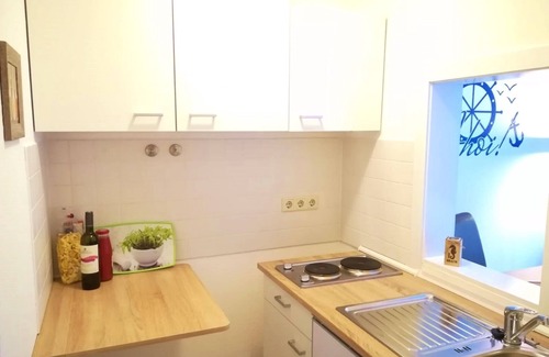 Middelhagen Apartment | Modern studio for two - only 100m from the sea!
