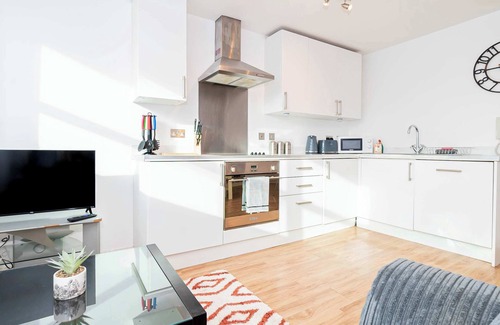 Old Trafford Apartment | Modern Studio in Central Nottingham