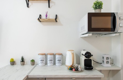 Quartier de la Roquette Apartment | Modern studio in charming Paris, vibrant neighborhood, only 5 min to metro
